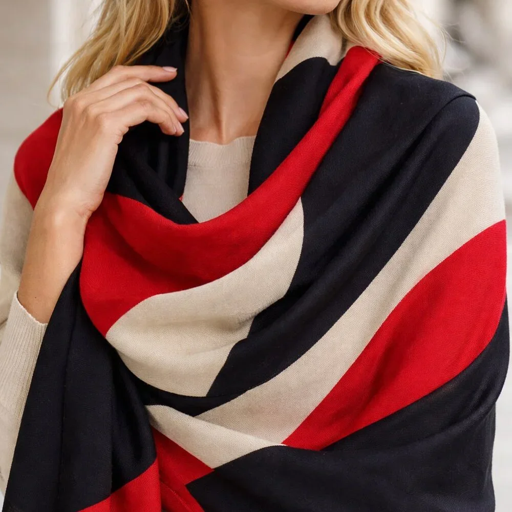 Kate Spade geometric print wool scarf/wrap